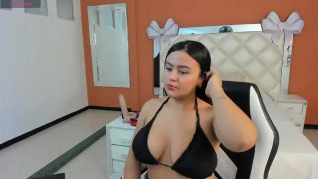 Image 2 of katia_bigboobs1 Stream on Chaturbate on 15 months ago