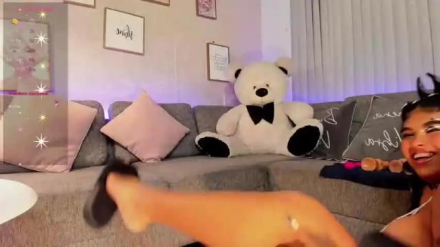 Image 2 of katia_es Stream on Chaturbate on 18 months ago