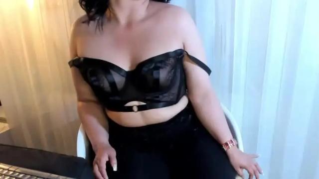 Image 11 of katia_evanss Stream on Chaturbate on 18 months ago