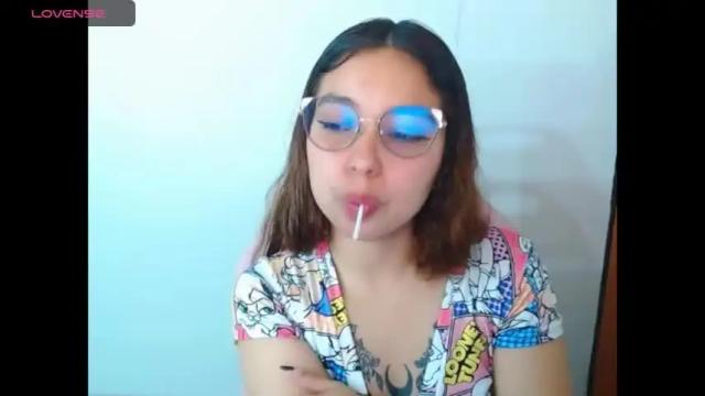 Image 11 of katia_hill Stream on Chaturbate on 17 months ago