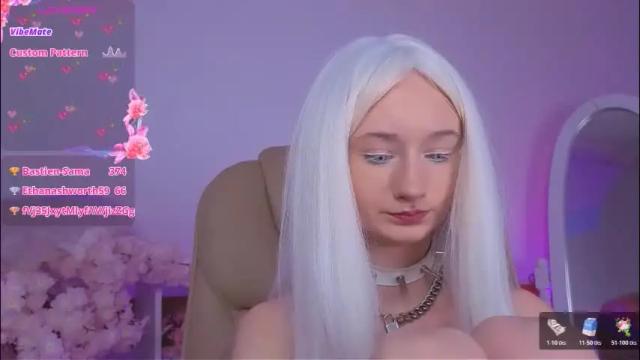 Image 11 of katia_kim Stream on Chaturbate on 1 month ago