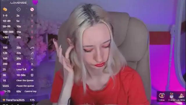 Image 3 of katia_kim Stream on Chaturbate on 1 month ago