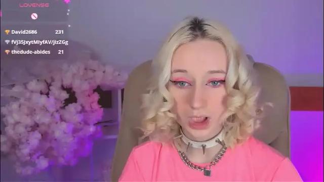 Image 11 of katia_kim Stream on Chaturbate on 18 days ago