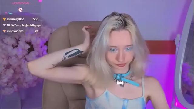 Image 8 of katia_kim Stream on Chaturbate on 18 days ago