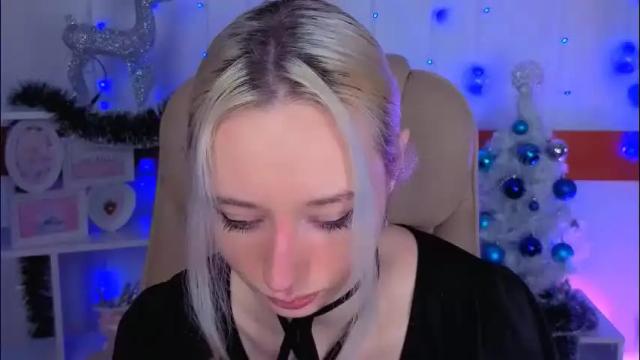 Image 8 of katia_kim Stream on Chaturbate on 10 days ago