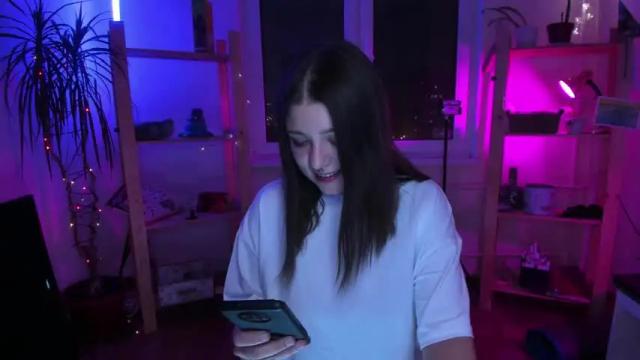 Image 6 of katia_leta Stream on Chaturbate on 16 months ago