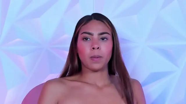 Image 12 of katiagarcia_ Stream on Chaturbate on 13 months ago