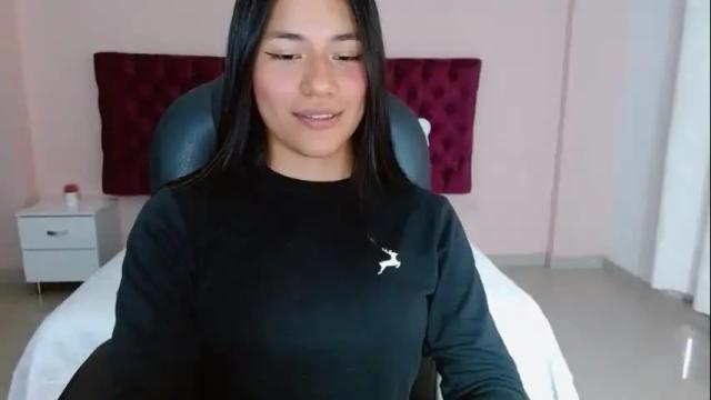 Image 12 of katiaroys Stream on Chaturbate on 20 months ago