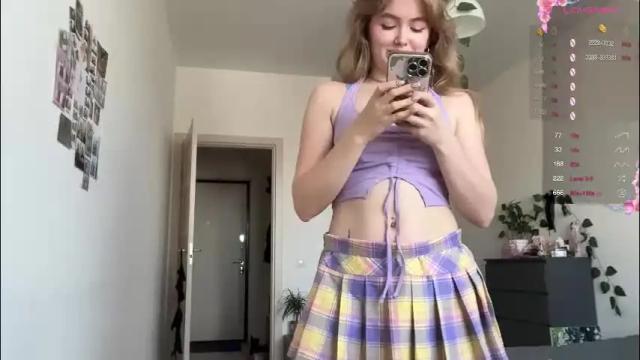 Image 7 of katie________ Stream on Chaturbate on 27 days ago