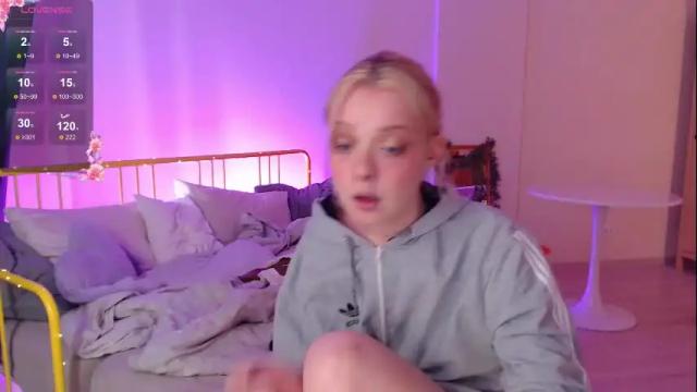 Image 7 of katie_deville Stream on Chaturbate on 1 month ago