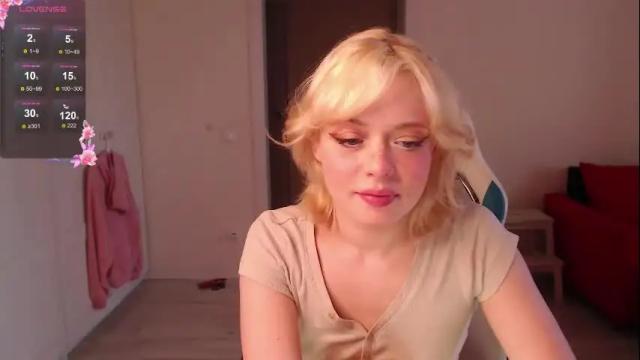 Image 2 of katie_deville Stream on Chaturbate on 1 month ago