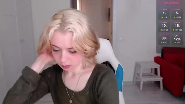 Image 6 of katie_deville Stream on Chaturbate on 3 months ago
