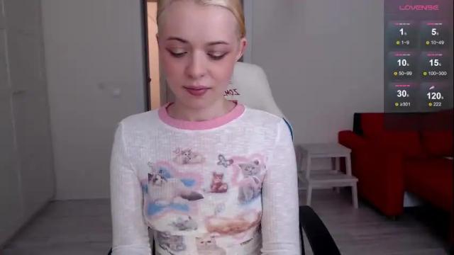 Image 10 of katie_deville Stream on Chaturbate on 3 months ago