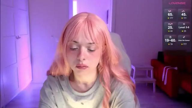 Image 8 of katie_deville Stream on Chaturbate on 2 months ago
