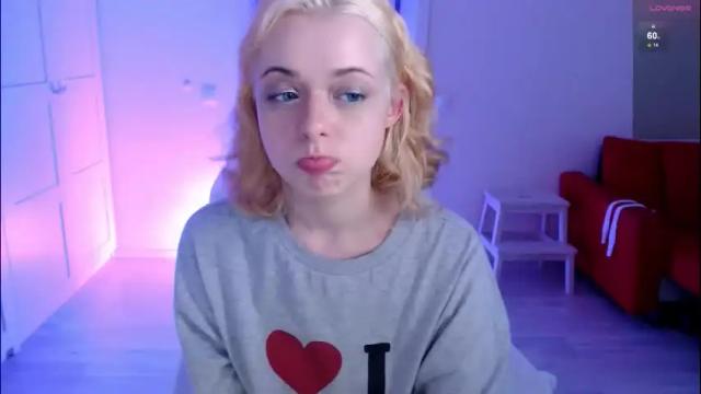 Image 10 of katie_deville Stream on Chaturbate on 2 months ago