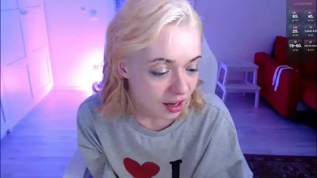 Image 12 of katie_deville Stream on Chaturbate on 2 months ago