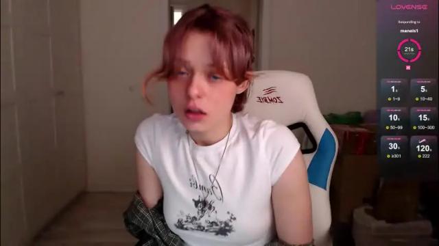 Image 10 of katie_deville Stream on Chaturbate on 1 month ago