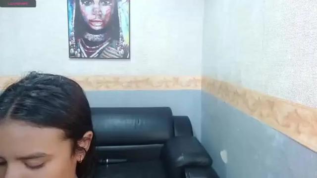 Image 3 of katie_garcez Stream on Chaturbate on 26 months ago