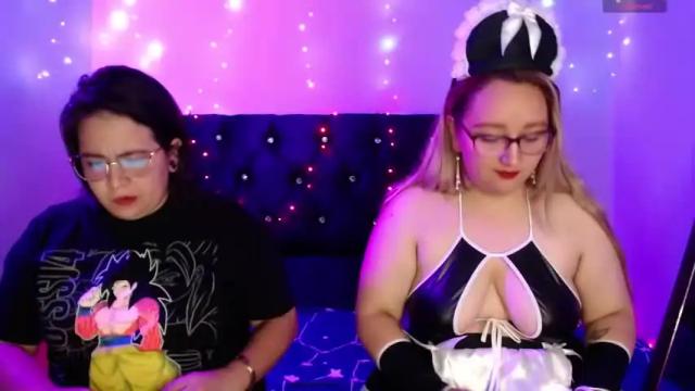 Image 10 of katieeandsharon Stream on Chaturbate on 18 months ago