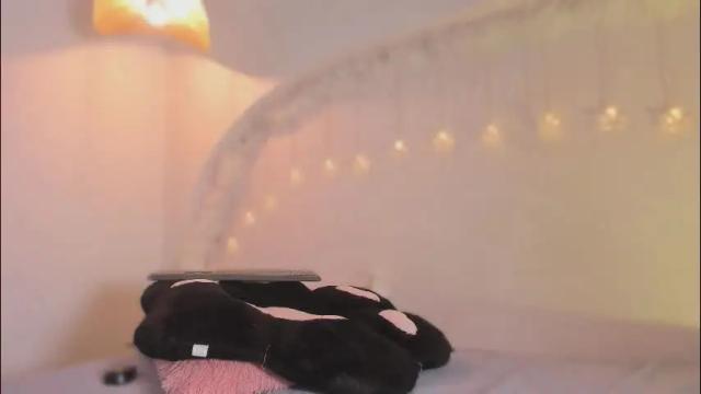 Image 2 of katiepeach_ Stream on Chaturbate on 17 days ago