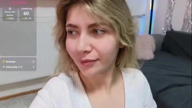 Image 6 of katiepov Stream on Chaturbate on 3 months ago