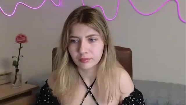 Image 12 of katiepov Stream on Chaturbate on 27 days ago