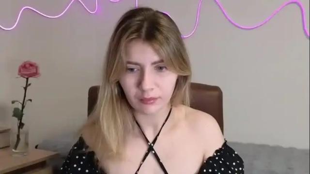 Image 7 of katiepov Stream on Chaturbate on 27 days ago