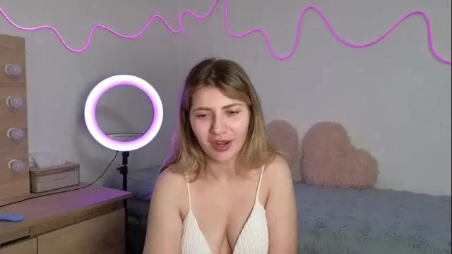 Image 8 of katiepov Stream on Chaturbate on 26 days ago