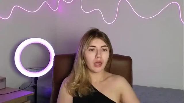 Image 12 of katiepov Stream on Chaturbate on 22 days ago