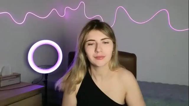 Image 2 of katiepov Stream on Chaturbate on 22 days ago