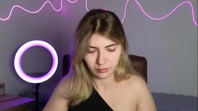 Image 7 of katiepov Stream on Chaturbate on 22 days ago
