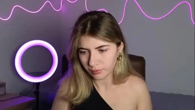 Image 8 of katiepov Stream on Chaturbate on 22 days ago