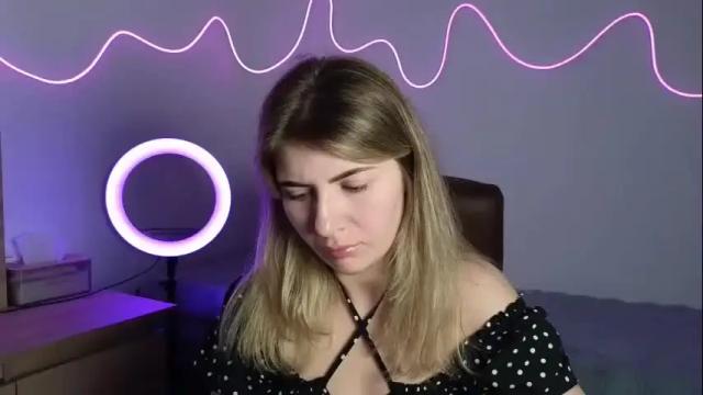 Image 12 of katiepov Stream on Chaturbate on 21 days ago