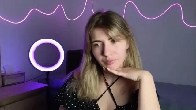 Image 4 of katiepov Stream on Chaturbate on 21 days ago