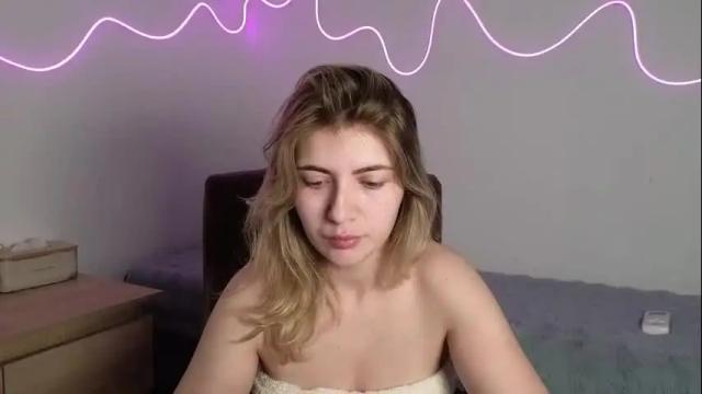 Image 6 of katiepov Stream on Chaturbate on 14 days ago