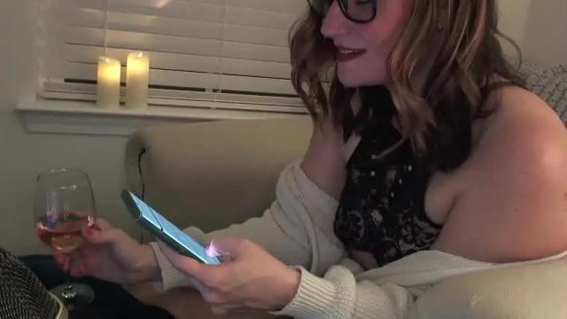 Image 12 of katiereads Stream on Chaturbate on 12 months ago