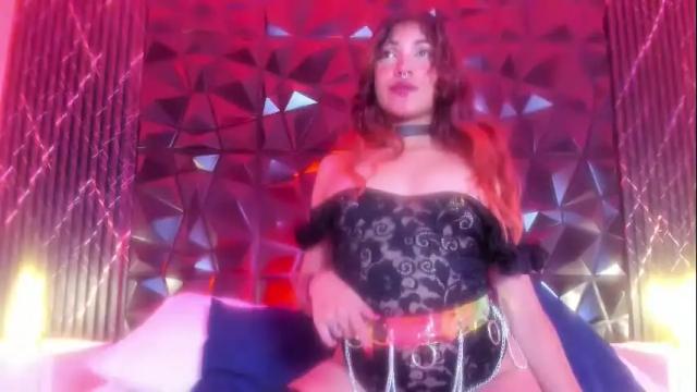 Image 12 of katierouge Stream on Chaturbate on 2 months ago