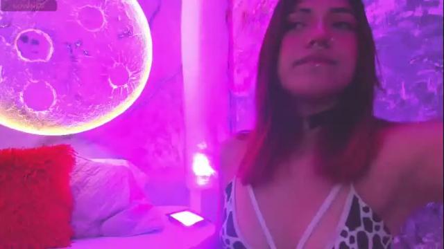 Image 4 of katierouge Stream on Chaturbate on 1 month ago