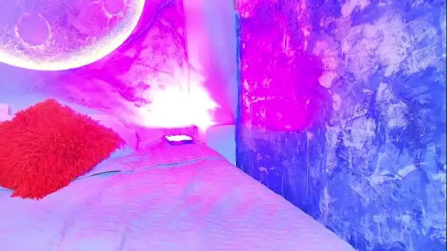 Image 3 of katierouge Stream on Chaturbate on 19 days ago