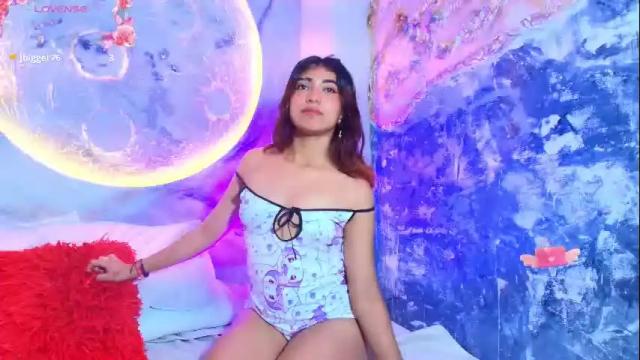 Image 6 of katierouge Stream on Chaturbate on 16 days ago