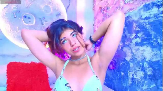 Image 4 of katierouge Stream on Chaturbate on 15 days ago