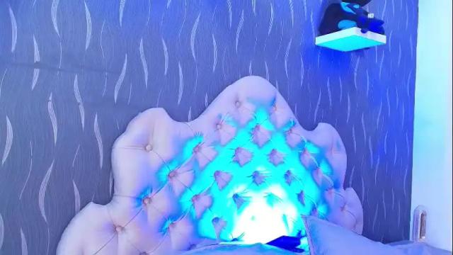 Image 10 of katierouge Stream on Chaturbate on 14 days ago