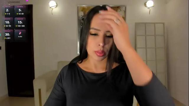 Image 2 of katiestonne Stream on Chaturbate on 16 days ago