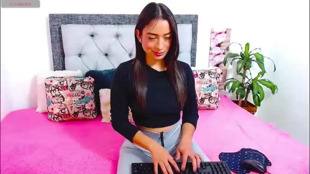 Image 3 of katikloving Stream on Chaturbate on 1 month ago