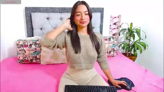 Image 2 of katikloving Stream on Chaturbate on 24 days ago