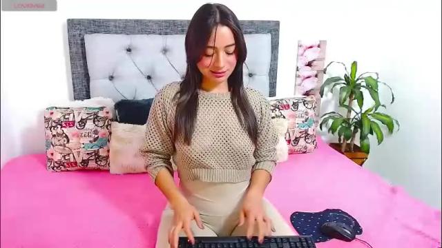 Image 3 of katikloving Stream on Chaturbate on 24 days ago