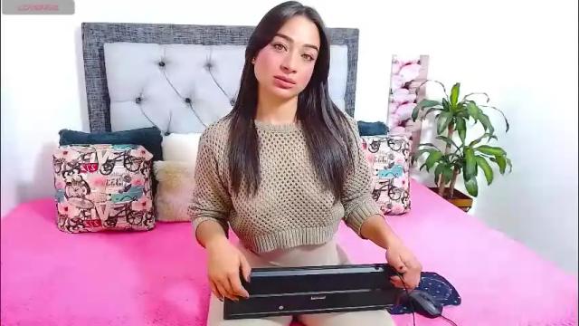 Image 8 of katikloving Stream on Chaturbate on 14 days ago