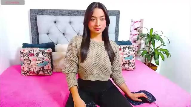 Image 2 of katikloving Stream on Chaturbate on 12 days ago