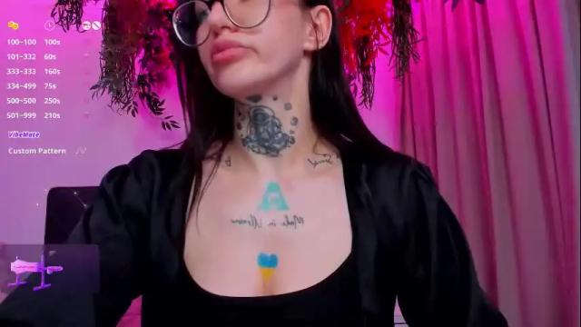 Image 8 of katiwild Stream on Chaturbate on 17 days ago