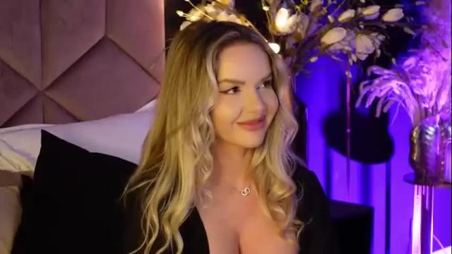 Image 4 of katjolie Stream on Chaturbate on 14 days ago